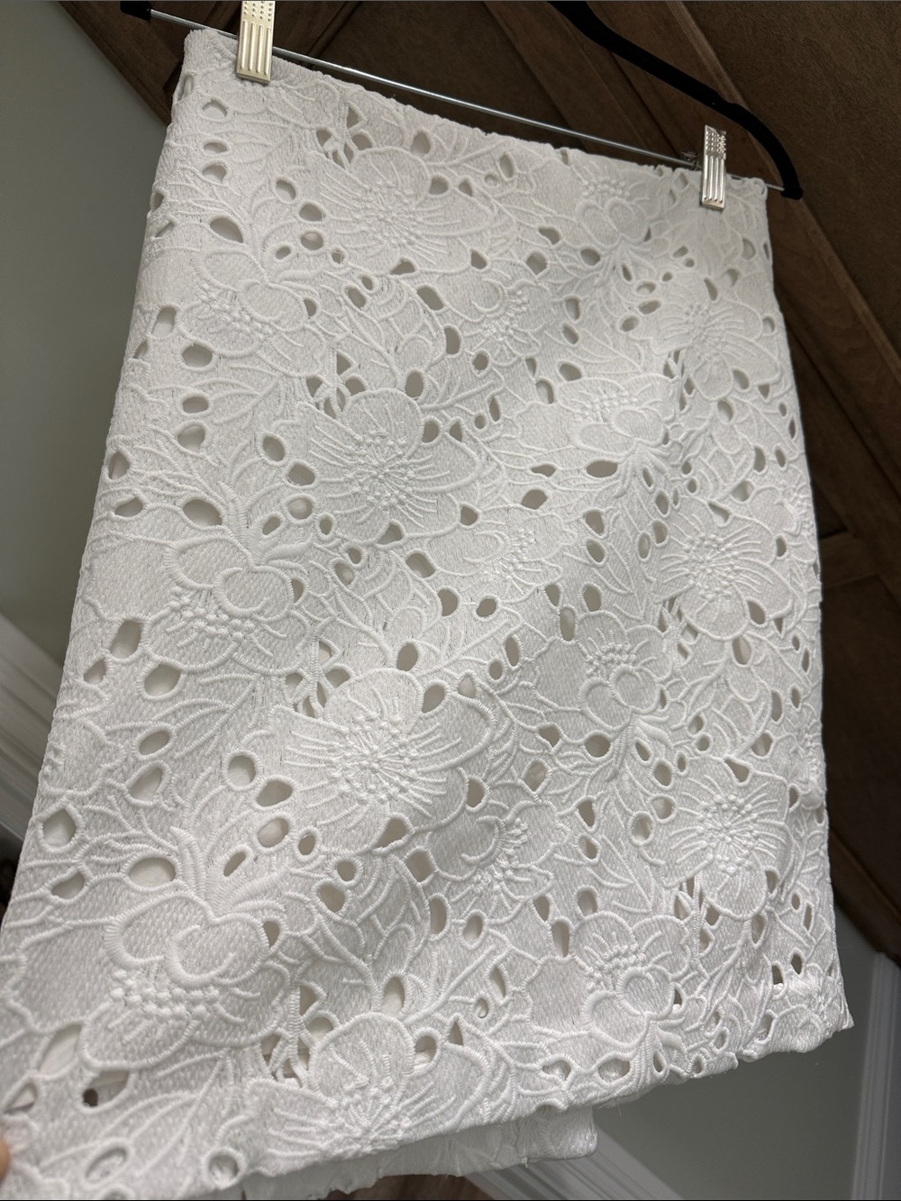 Banana Republic White Floral Lace Pencil Skirt
